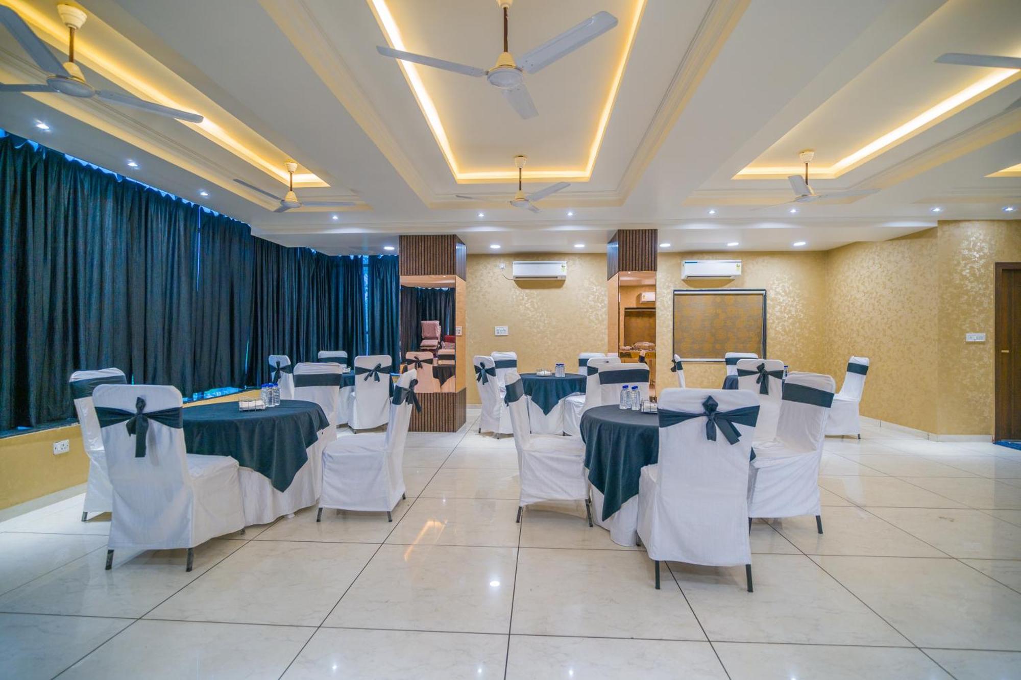 Hotel Kanha Shree By Cosmos Green Indore Exterior photo