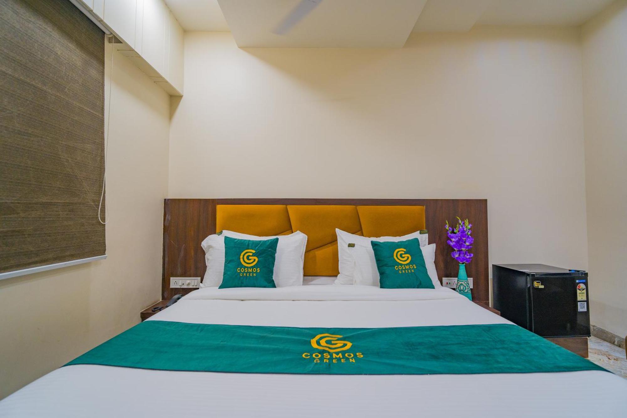 Hotel Kanha Shree By Cosmos Green Indore Room photo